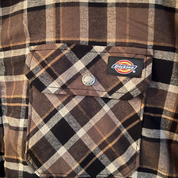 Dickies Men's Brown Plaid, Sherpa Lined, All Snap Shirt Jacket - Picture 2 of 5